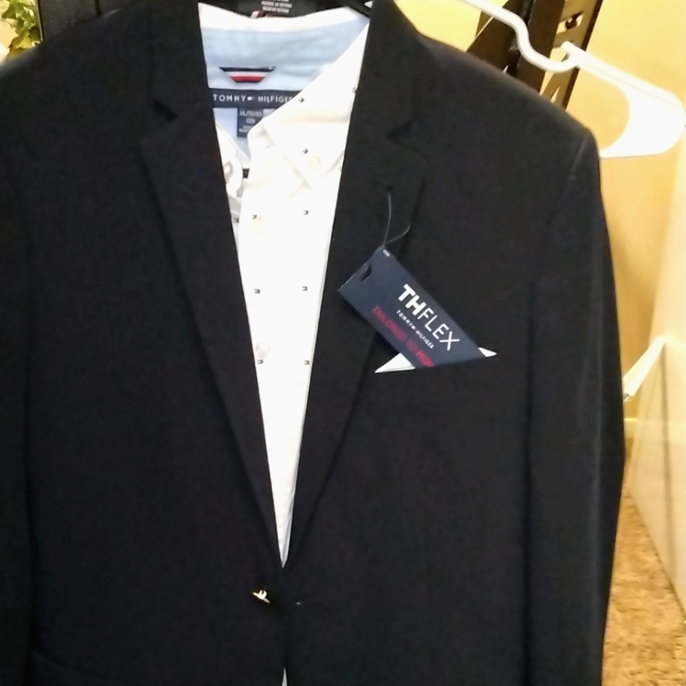 Tommy Hilfiger 3 piece suit tailor made Big Boys Size 18 NWT